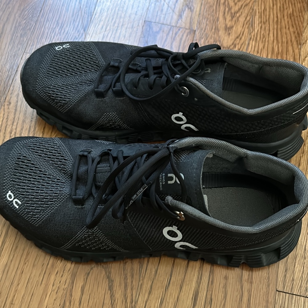 NEW WOMENS Cloud X Sneakers